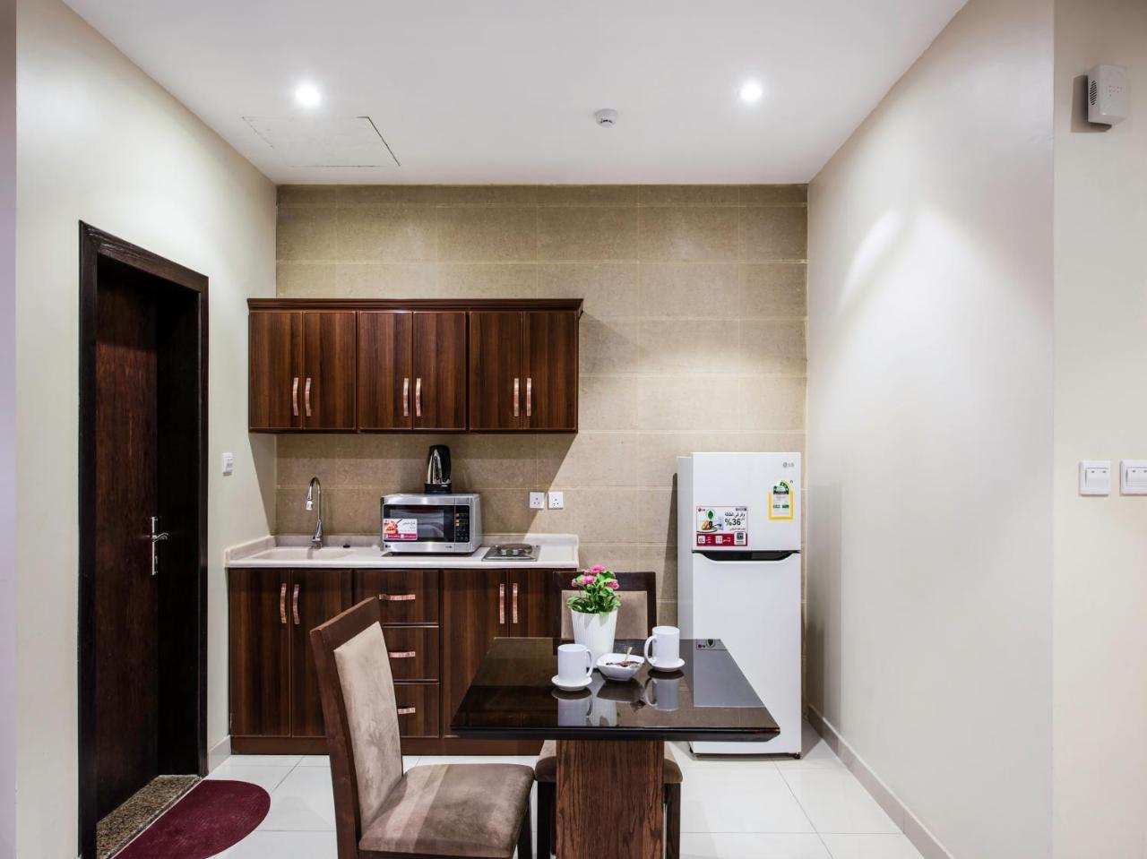 Open Hotel Alolaya Al Khobar Exteriör bild